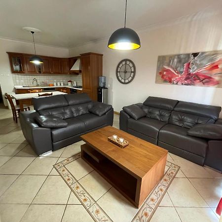 סיינט פול ביי Beautiful Central Apartment With Pool מראה חיצוני תמונה