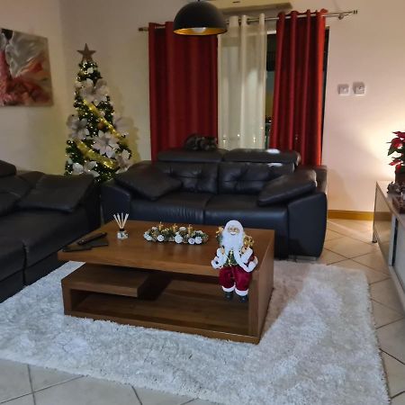 סיינט פול ביי Beautiful Central Apartment With Pool מראה חיצוני תמונה