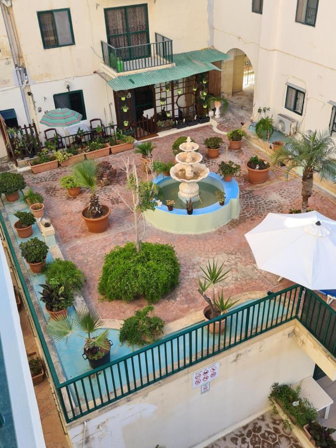 סיינט פול ביי Beautiful Central Apartment With Pool מראה חיצוני תמונה