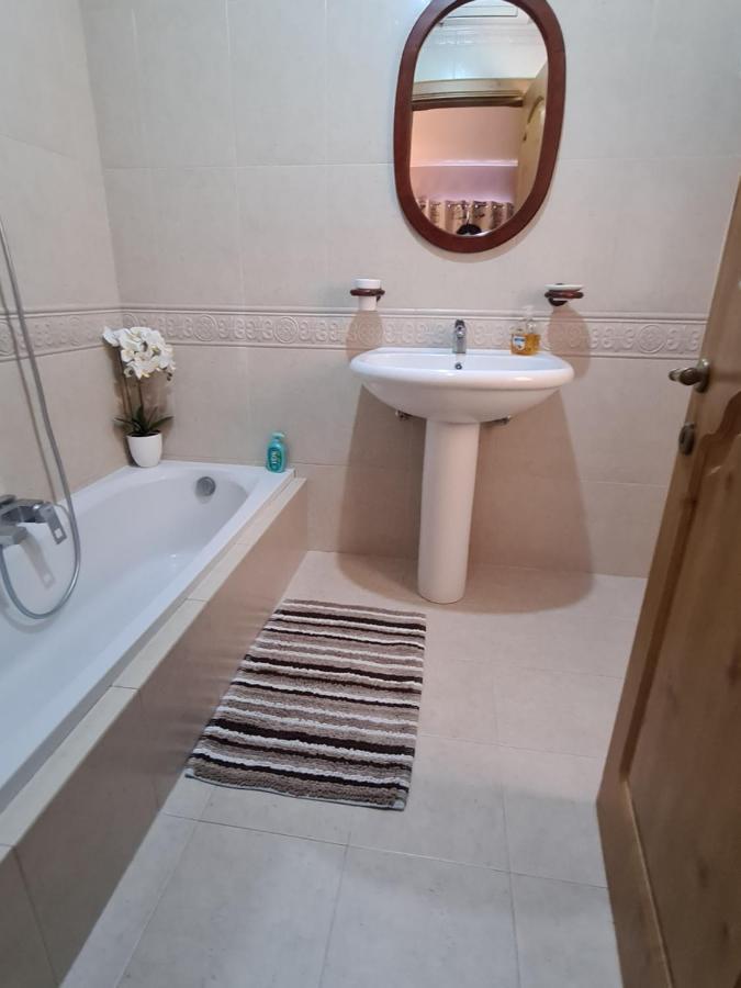 סיינט פול ביי Beautiful Central Apartment With Pool מראה חיצוני תמונה