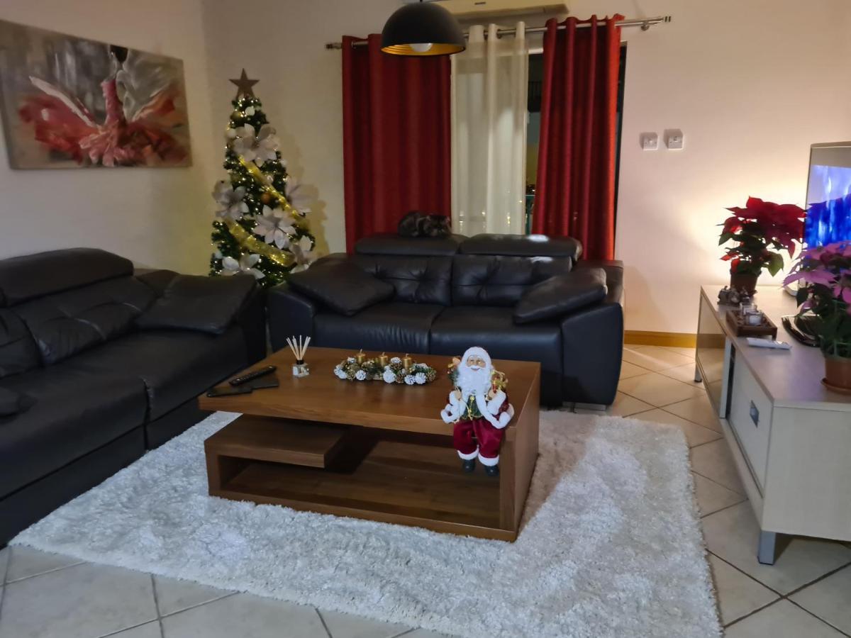 סיינט פול ביי Beautiful Central Apartment With Pool מראה חיצוני תמונה